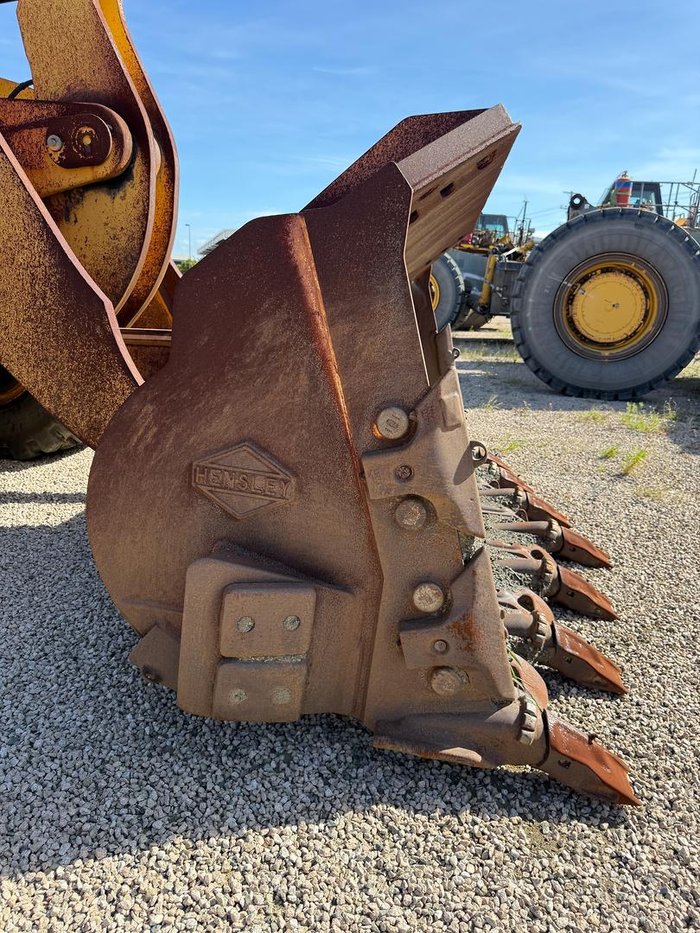 Komatsu Wa600-6