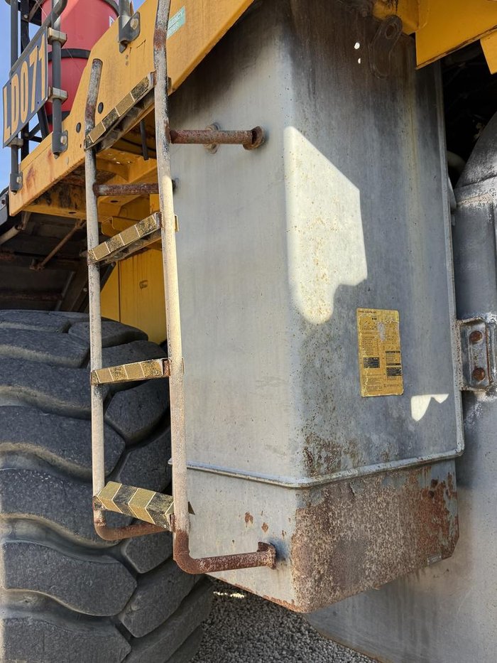 Komatsu Wa600-6