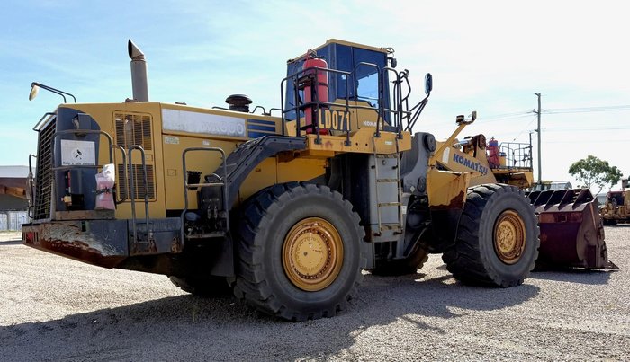 Komatsu Wa600-6