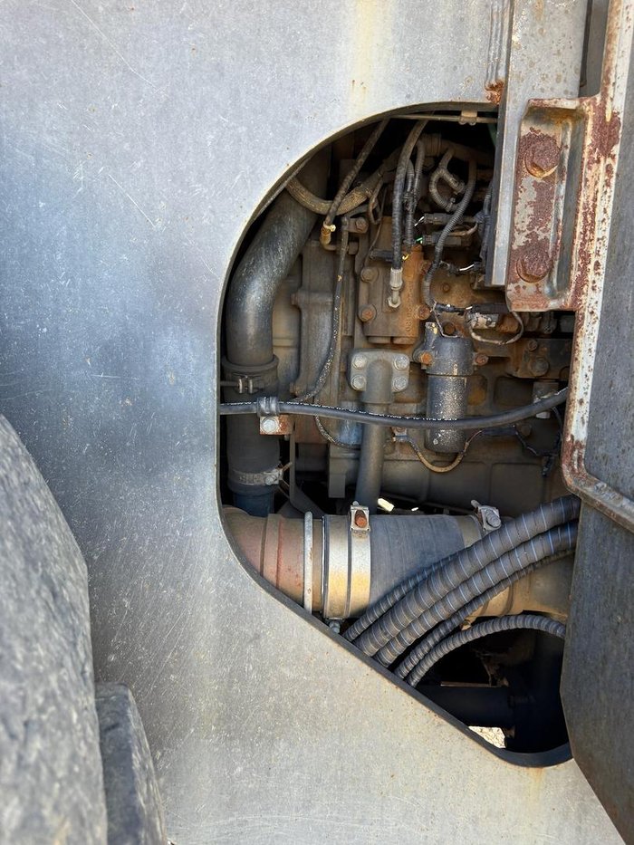 Komatsu Wa600-6