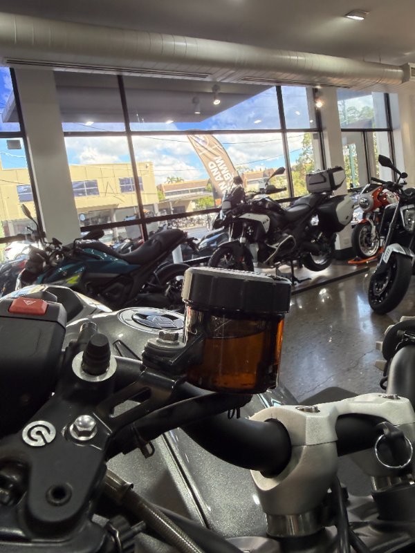 2023 Triumph STREET TRIPLE RS SILVER