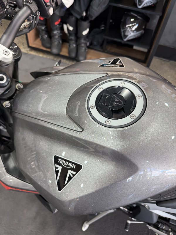 2023 Triumph STREET TRIPLE RS SILVER