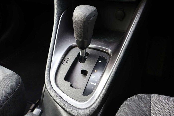 2024 Toyota Yaris Ascent Sport