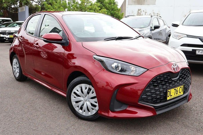 2024 Toyota Yaris Ascent Sport