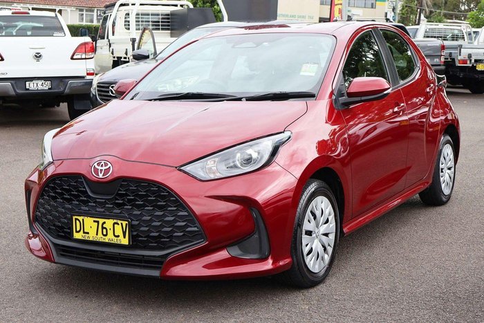 2024 Toyota Yaris Ascent Sport