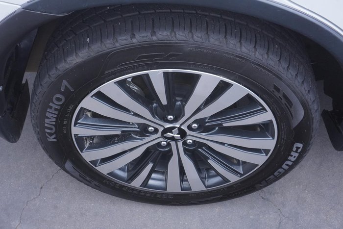 2019 Mitsubishi Outlander ES