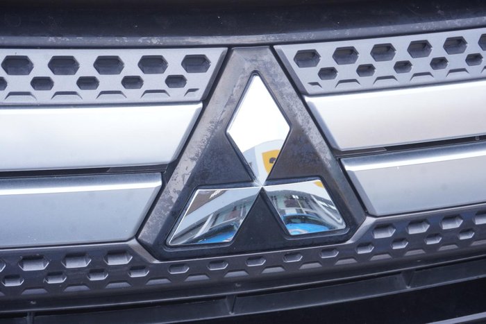 2019 Mitsubishi Outlander ES