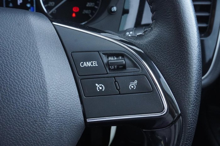 2019 Mitsubishi Outlander ES