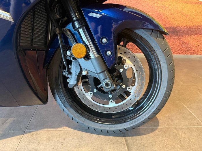 2025 Yamaha FJR1300AE FJR Blue