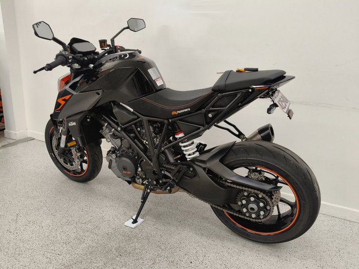 2017 Ktm 1290 SUPER DUKE R Black