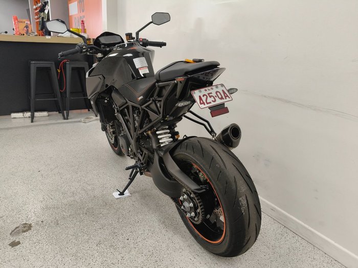 2017 Ktm 1290 SUPER DUKE R Black
