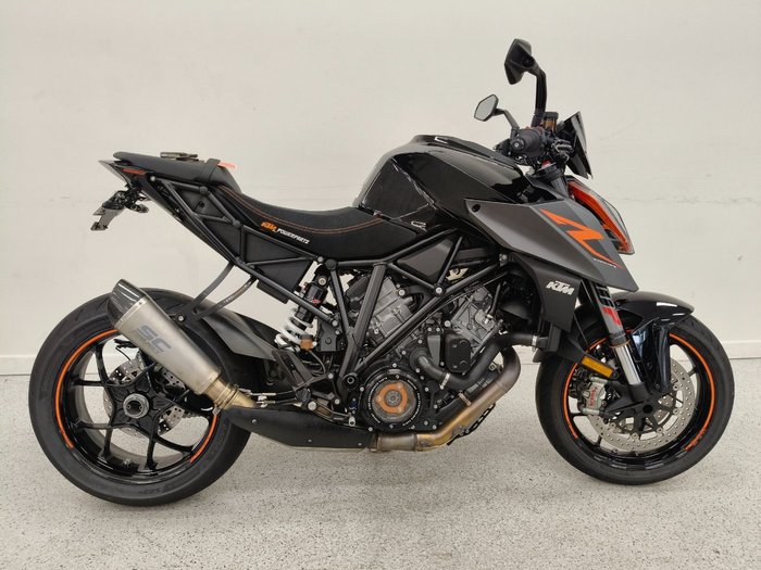 2017 Ktm 1290 SUPER DUKE R Black
