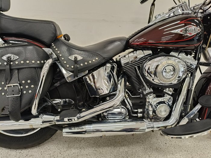 2011 Harley-davidson FLSTC HERITAGE SOFTAIL CLASSIC MAROON