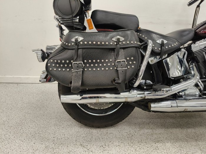 2011 Harley-davidson FLSTC HERITAGE SOFTAIL CLASSIC MAROON