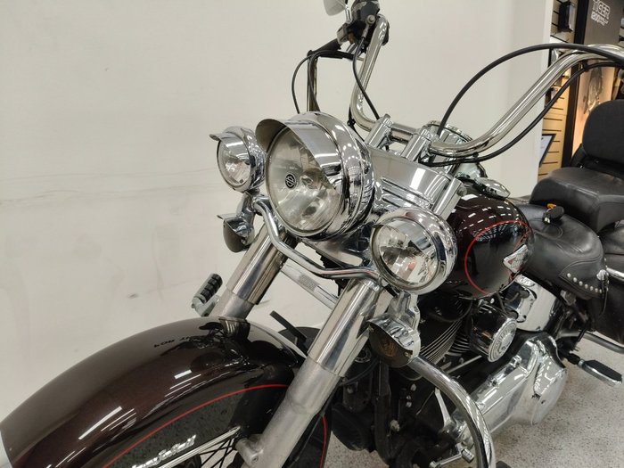 2011 Harley-davidson FLSTC HERITAGE SOFTAIL CLASSIC MAROON