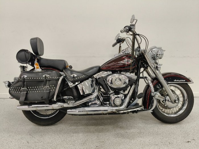 2011 Harley-davidson FLSTC HERITAGE SOFTAIL CLASSIC MAROON