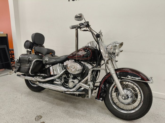 2011 Harley-davidson FLSTC HERITAGE SOFTAIL CLASSIC MAROON
