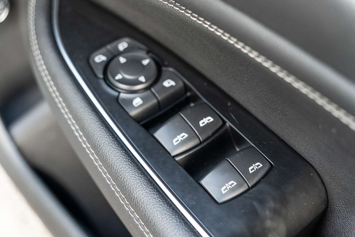 2018 Holden Calais V