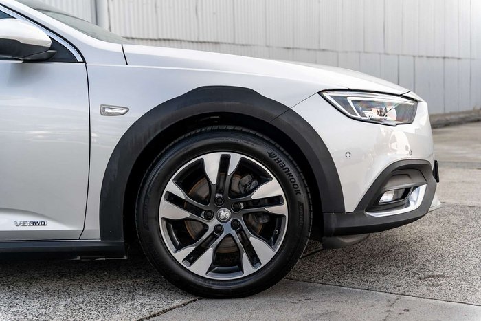 2018 Holden Calais V