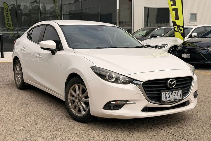 2017 Mazda 3 Maxx