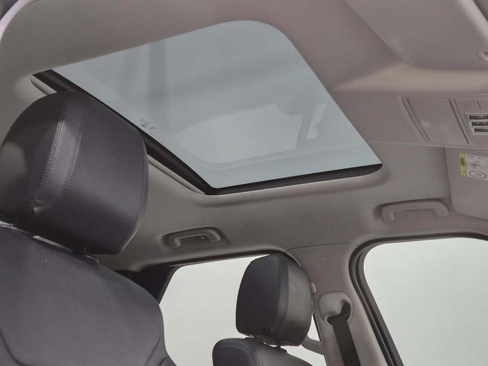 2019 Land Rover Discovery SD6 SE Series 5 MY20 4X4 Dual Range Santorini Black