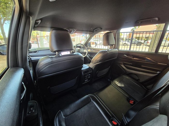 2022 Jeep Grand Cherokee Night Eagle