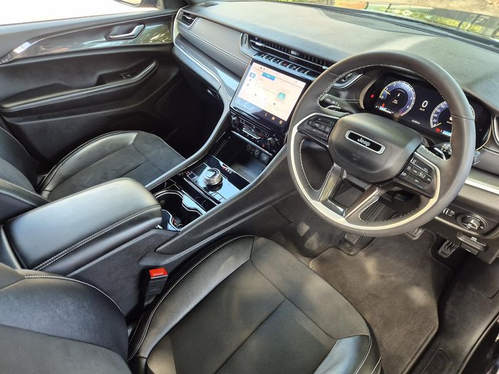 2022 Jeep Grand Cherokee Night Eagle