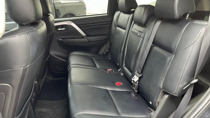 2022 Mitsubishi Pajero Sport Exceed