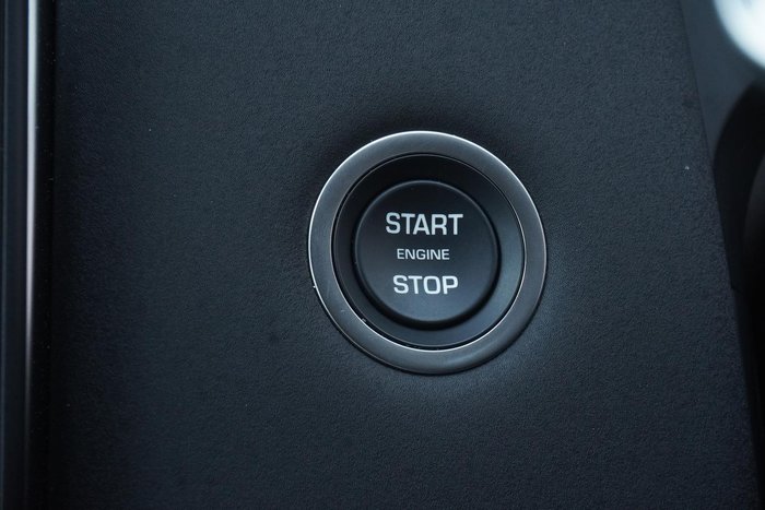 2025 Land Rover Discovery Sport P200 S