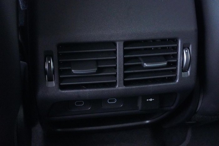 2025 Land Rover Discovery Sport P200 S