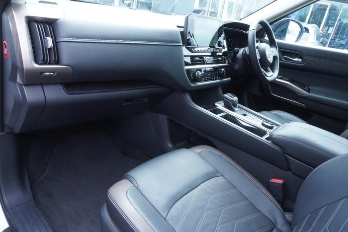 2024 Nissan Pathfinder Ti-L