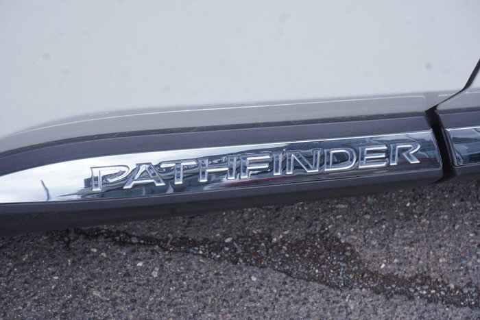 2024 Nissan Pathfinder Ti-L