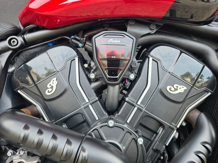 2025 Indian 2025 INDIAN 1250CC 101 SCOUT SUNSET RED METALLIC