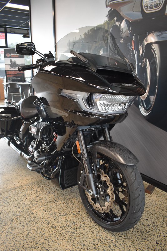 2024 HARLEY-DAVIDSON FLTRXSTSE CVO RD GLIDE ST 121