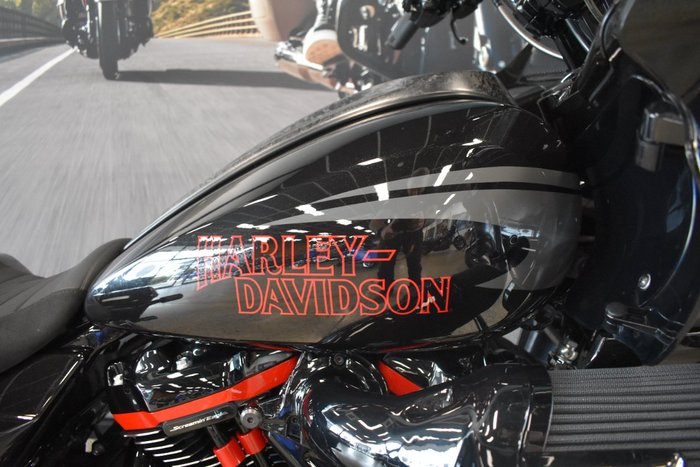 2024 HARLEY-DAVIDSON FLTRXSTSE CVO RD GLIDE ST 121