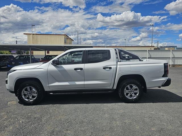2025 NISSAN D27 ST NAVARA 4X4 2.4 DSL AUTO DC ST