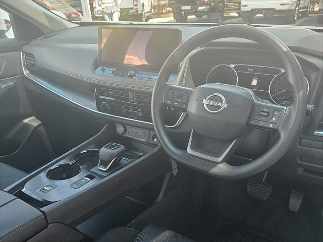 2026 NISSAN T33 ST