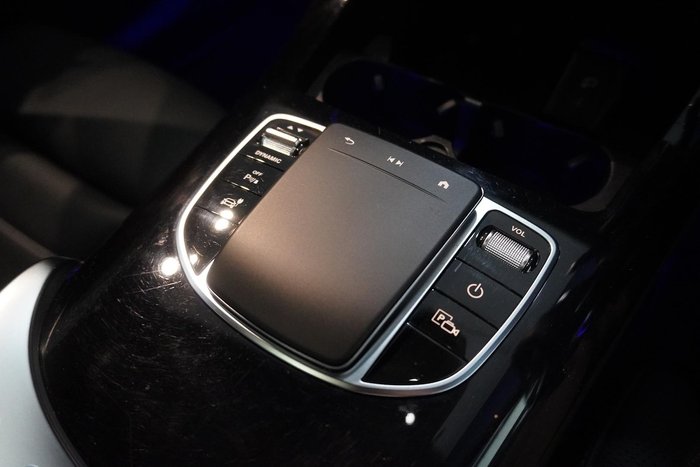 2020 Mercedes-Benz EQC 400