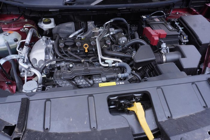 2025 Nissan X-TRAIL ST