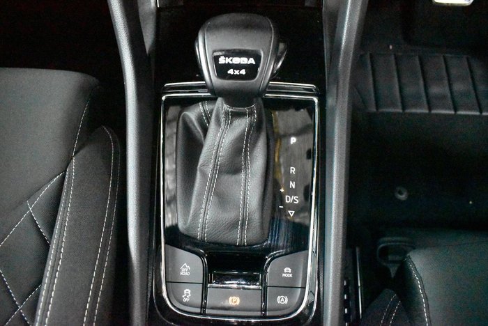 2022 SKODA Karoq 140TSI Sportline