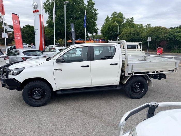 2020 Toyota Hilux SR