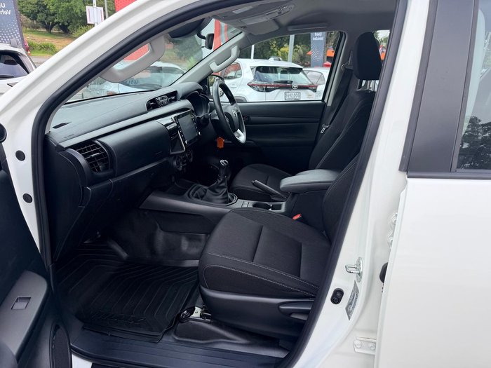 2020 Toyota Hilux SR