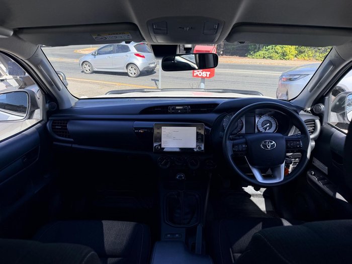 2020 Toyota Hilux SR