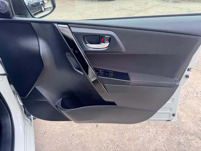 2018 Toyota Corolla Ascent Sport ZRE182R Crystal Pearl