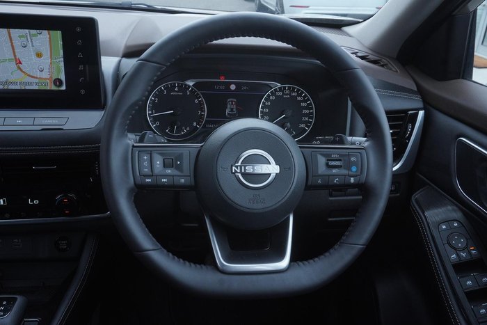 2025 Nissan X-TRAIL ST-L