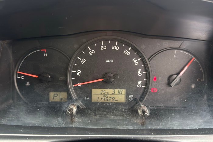 2018 Toyota Hiace Commuter