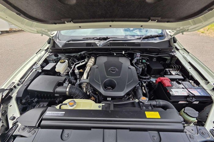 2024 Nissan Navara ST