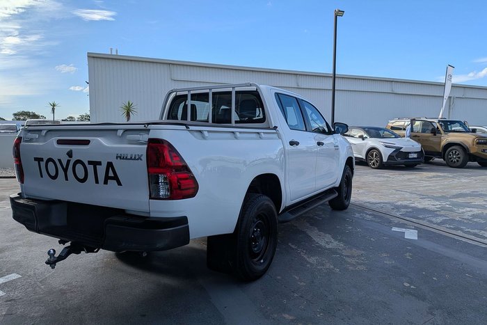 2020 Toyota Hilux SR