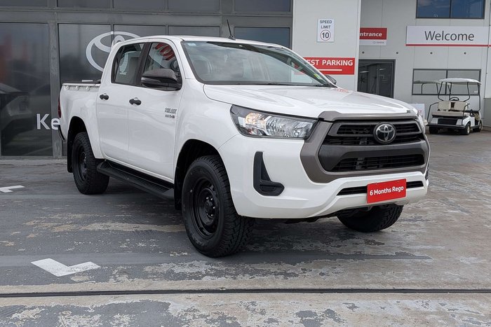 2020 Toyota Hilux SR