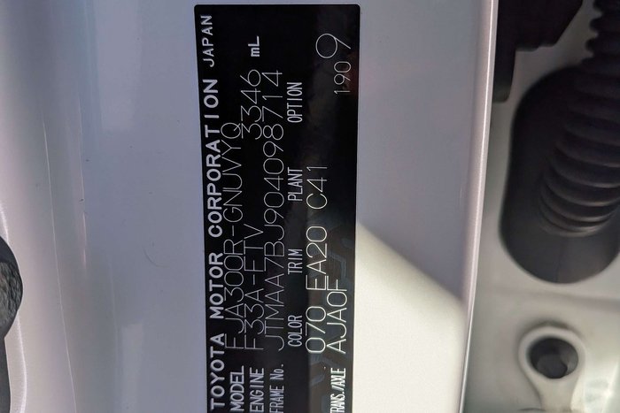 2024 Toyota Landcruiser VX